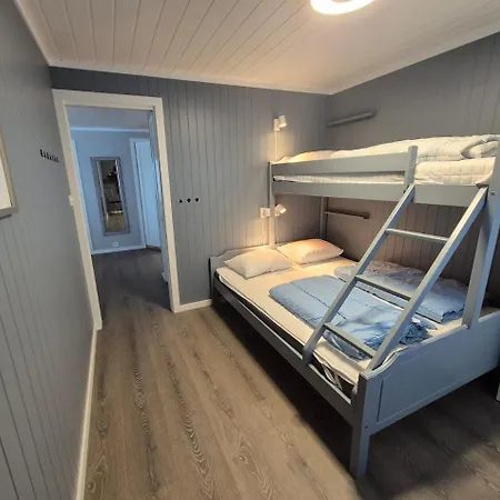 Fantastic Views, Private Pier And Swimming Platform, Flekkeroy, Kristiansand, Boat Feriehus Kristiansand