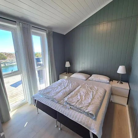 Fantastic Views, Private Pier And Swimming Platform, Flekkeroy, Kristiansand, Boat Feriehus *